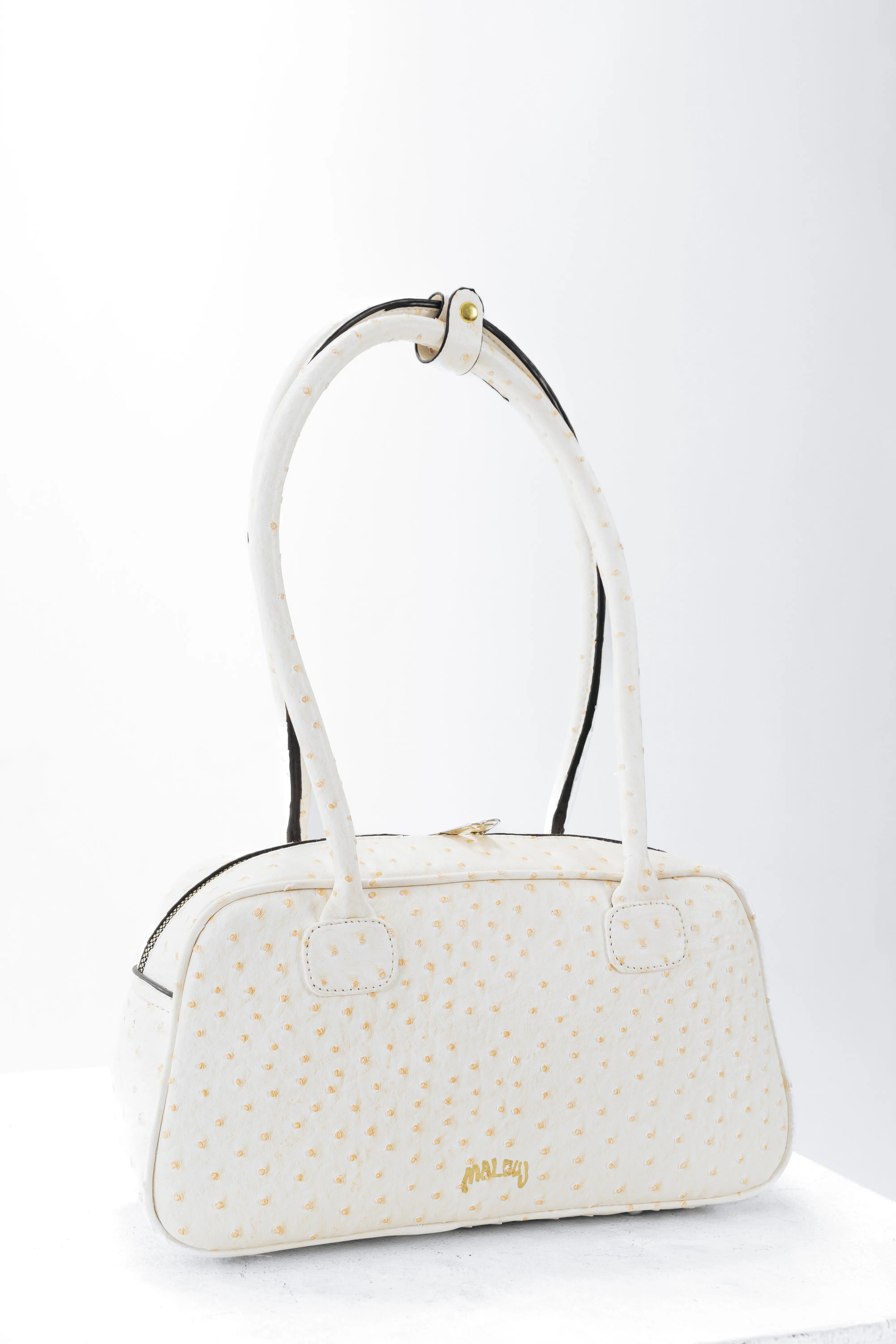 Azura In Offwhite