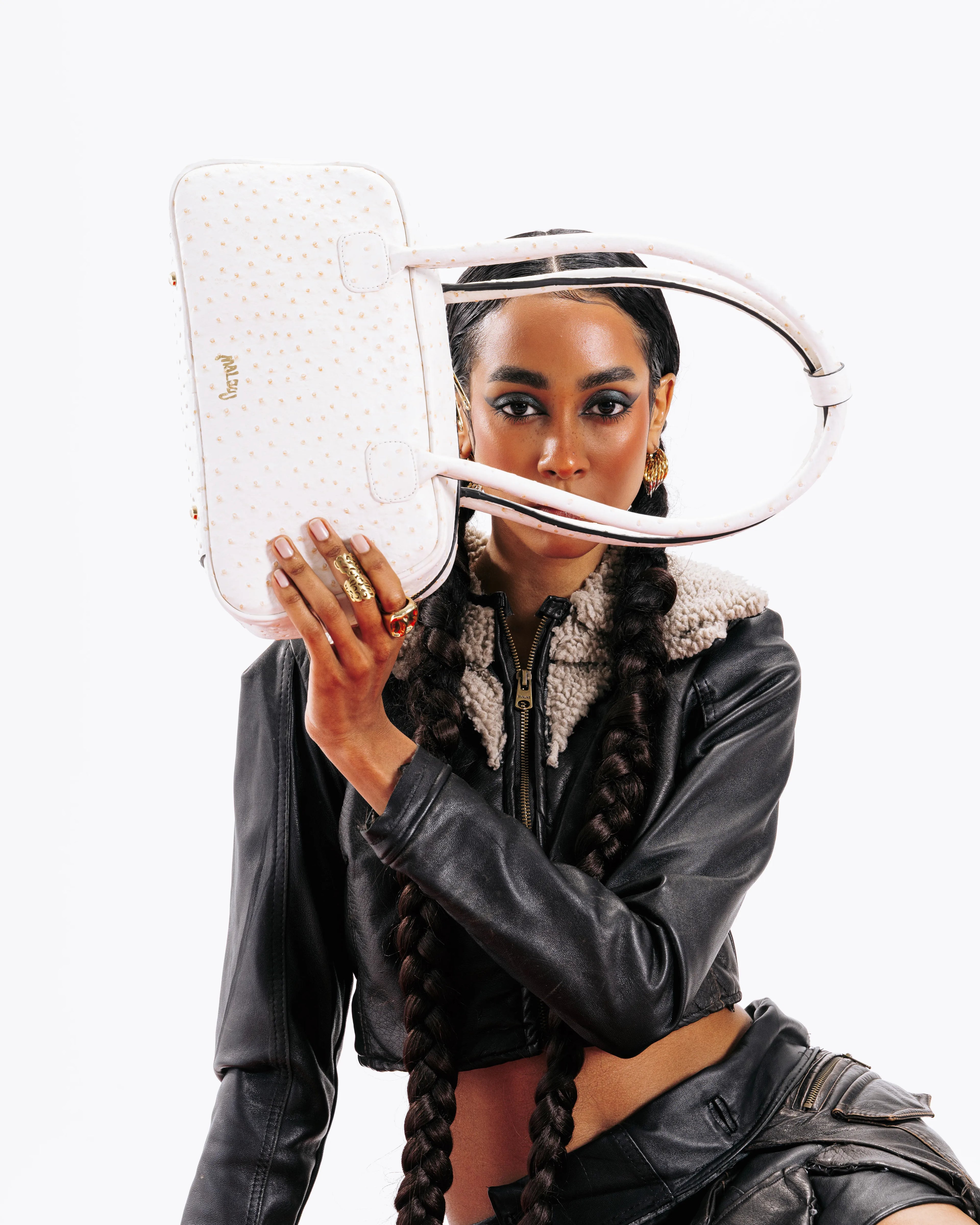 Azura In Offwhite